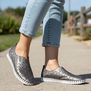 ERIC MICHAEL Bronze Laser Cut Slip On Leather White Sole Espadrille Shoes 38/7.5